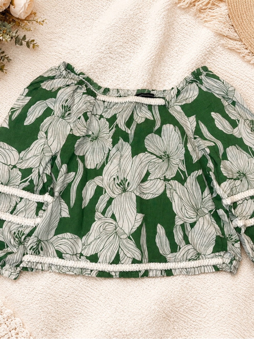 Tahari 100% Linen Green Floral Braided Trim Shirt Beach Boho Resortwear Medium